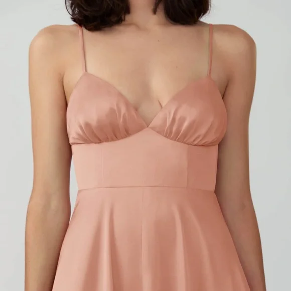 Fame and Partners Strappy Tri Cup Gown - Picture 4 of 9